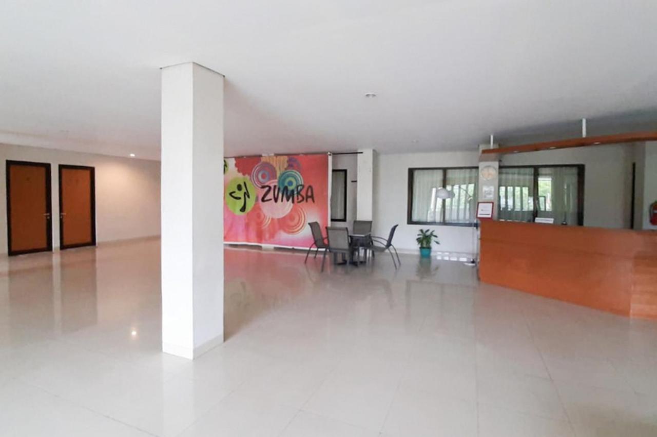 Reddoorz Plus @ Bitung City Center Exterior foto